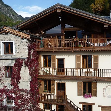 Bed and Breakfast Chez Michel Sainte-Foy-Tarentaise Exterior foto
